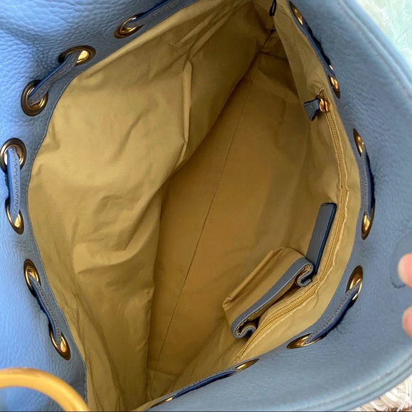 Cole Haan light blue pebble leather hobo bucket single strap crossbody bag - Picture 9 of 10